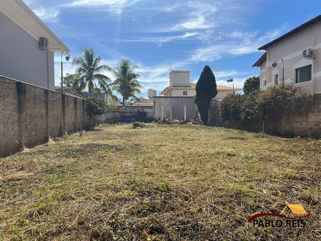 #318 - Terreno em condomínio para Venda em Monte Carmelo - MG - 1