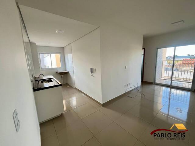 #405 - Apartamento para Venda em Monte Carmelo - MG - 3