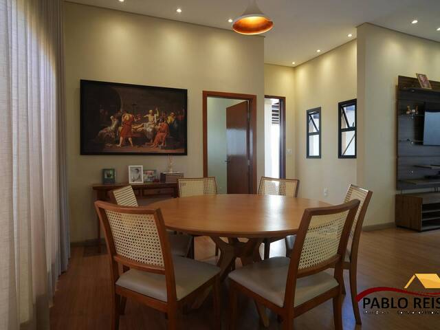 #409 - Casa para Venda em Monte Carmelo - MG - 3