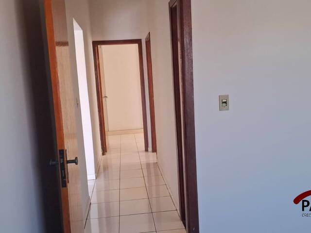 #410 - Casa para Venda em Monte Carmelo - MG - 3