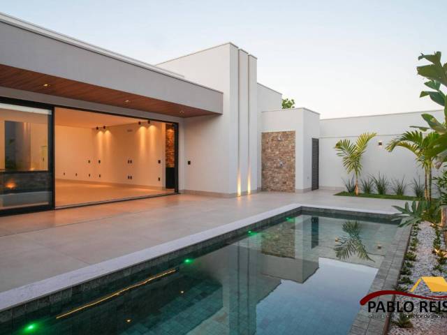 Casa para Venda em Monte Carmelo - 4