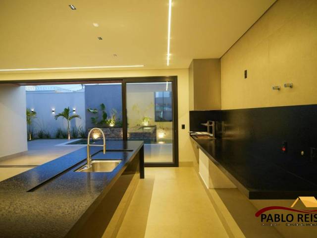 #414 - Casa para Venda em Monte Carmelo - MG - 3